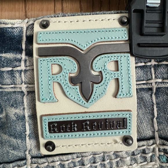 Rock Revival turquoise men’s jeans, size 30x32 only worn once, like new - Picture 2 of 5
